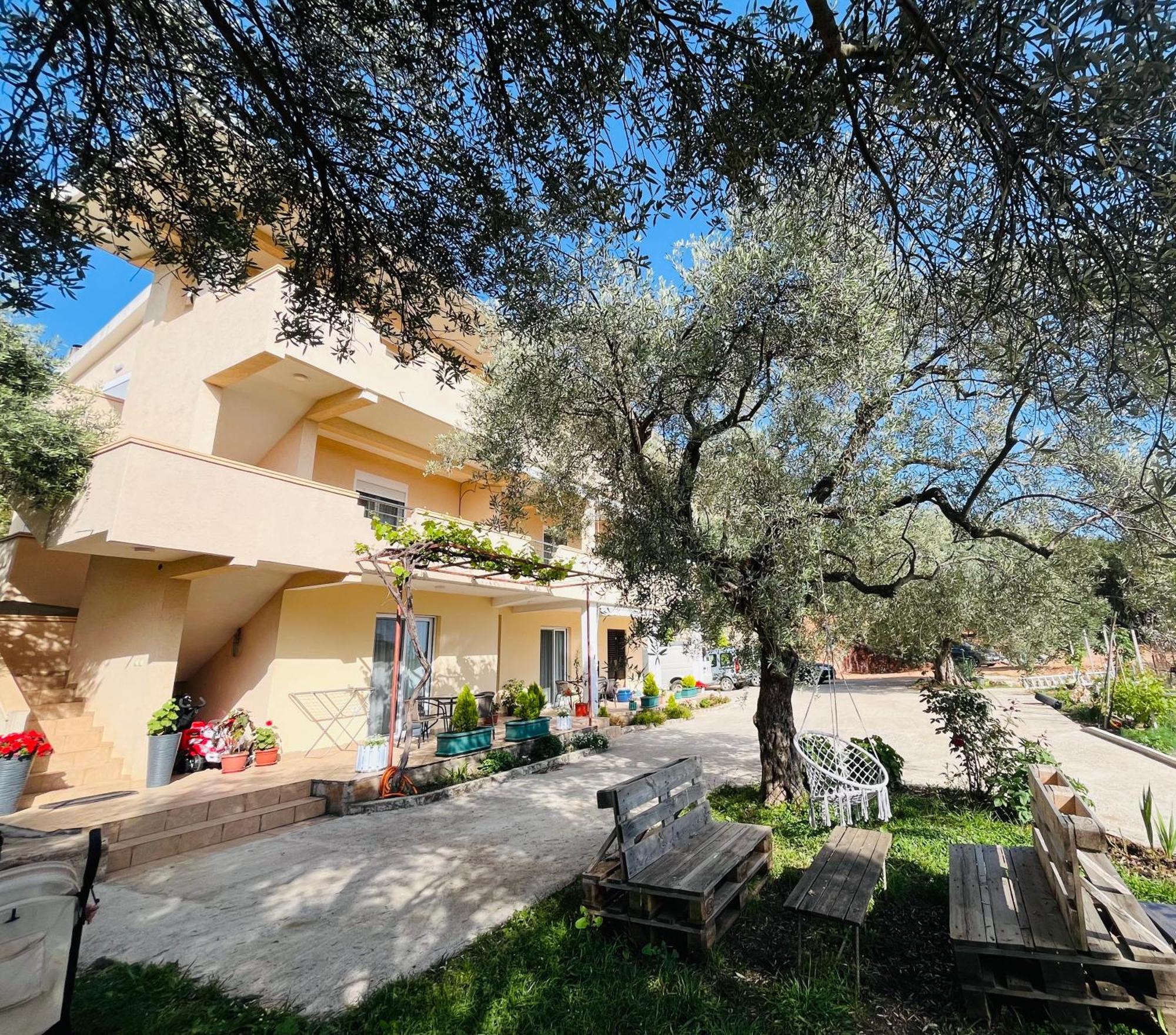 Olive Garden Apartment Бар Экстерьер фото